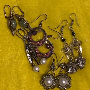 Lot of 5 earrings